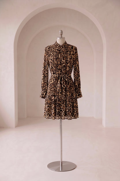Lena - Kort leopard kjole; Fra webshoppen Defend Dreams