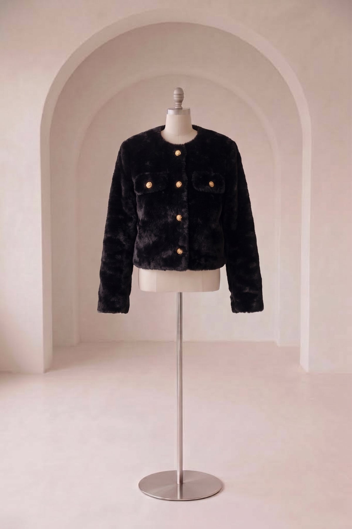 Oline - Faux fur jakke - Sort; Fra webshoppen Defend Dreams