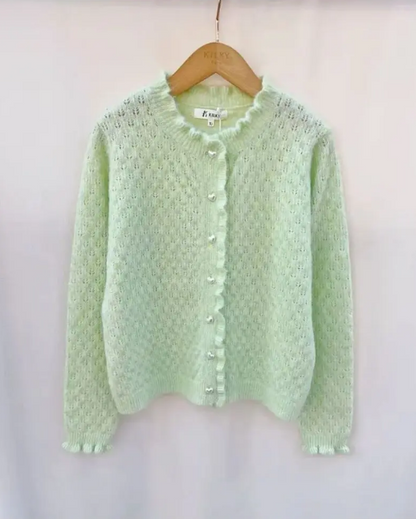 Noelle - Elegant cardigan i uld blanding - Grøn; fra webshoppen Defend Dreams