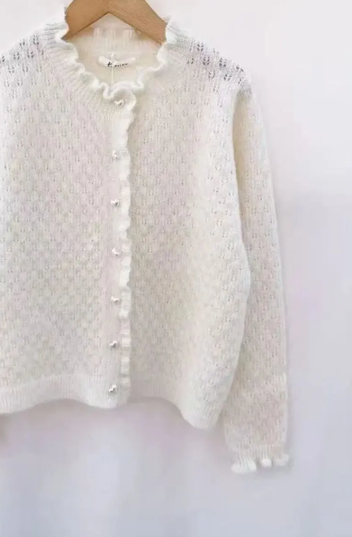 Noelle - Elegant cardigan i uld blanding - Beige; fra webshoppen Defend Dreams