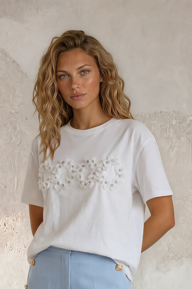 Firenze - Let t-shirt med detaljer; fra webshoppen Defend Dreams
