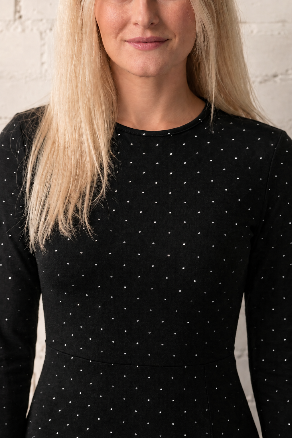 Giorgia - Lang kjole med rinsten; Fra webshoppen Defend Dreams