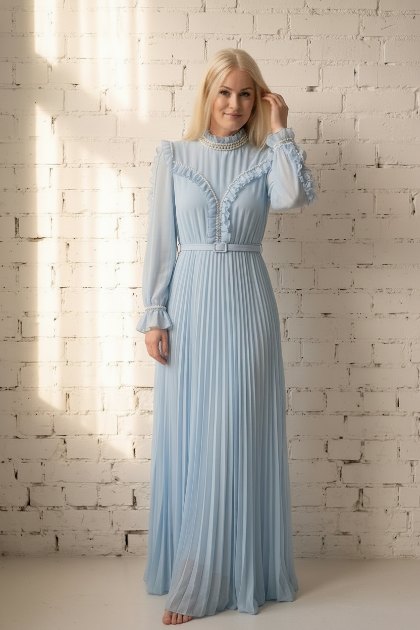 Estelle - Romantisk maxi kjole - Blå; fra webshoppen Defend Dreams
