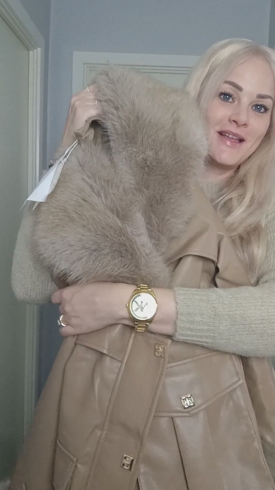 Fulia - Faux læder jakke med krave - Camel; Fra webshoppen Defend Dreams