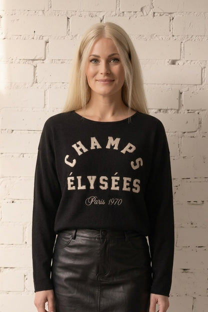 Elyse - Broderet sweater; Fra webshoppen Defend Dreams