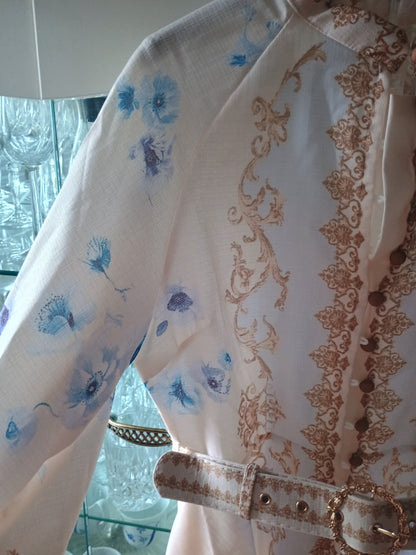 Rie - Kort unik mønstret kjole; Fra webshoppen Defend Dreams