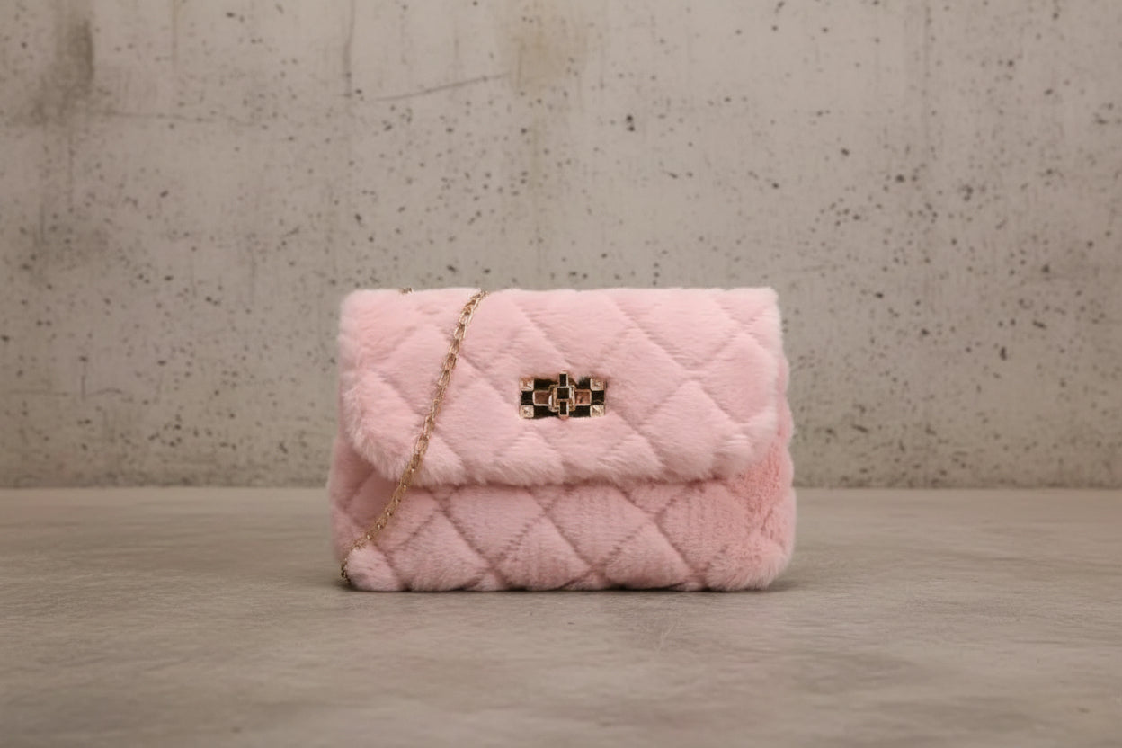 Teddy crossbody taske; fra webshoppen Defend Dreams