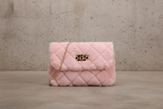 Teddy crossbody taske; fra webshoppen Defend Dreams